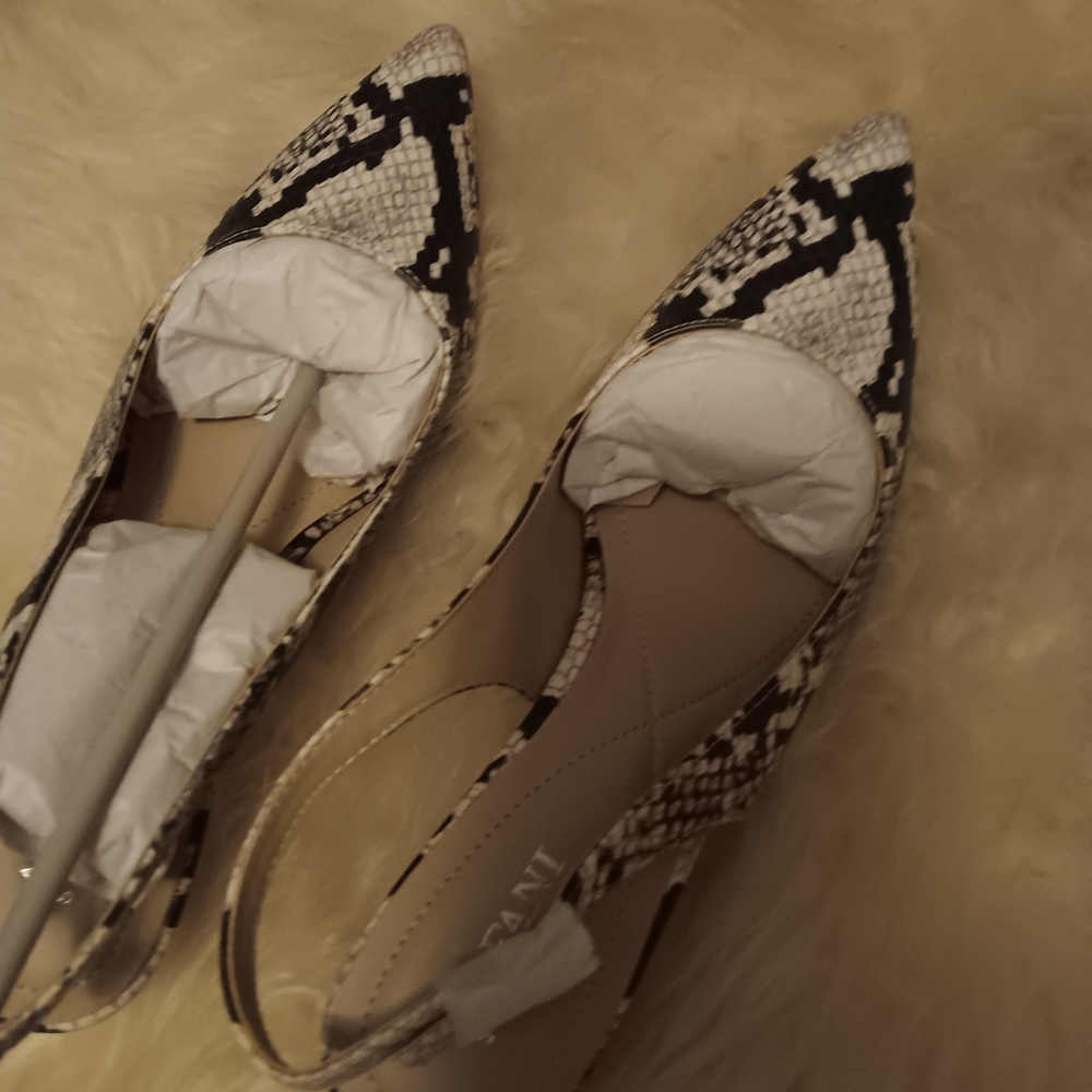 Giorgio Armani Black & White Snake-Print Pointed Flats